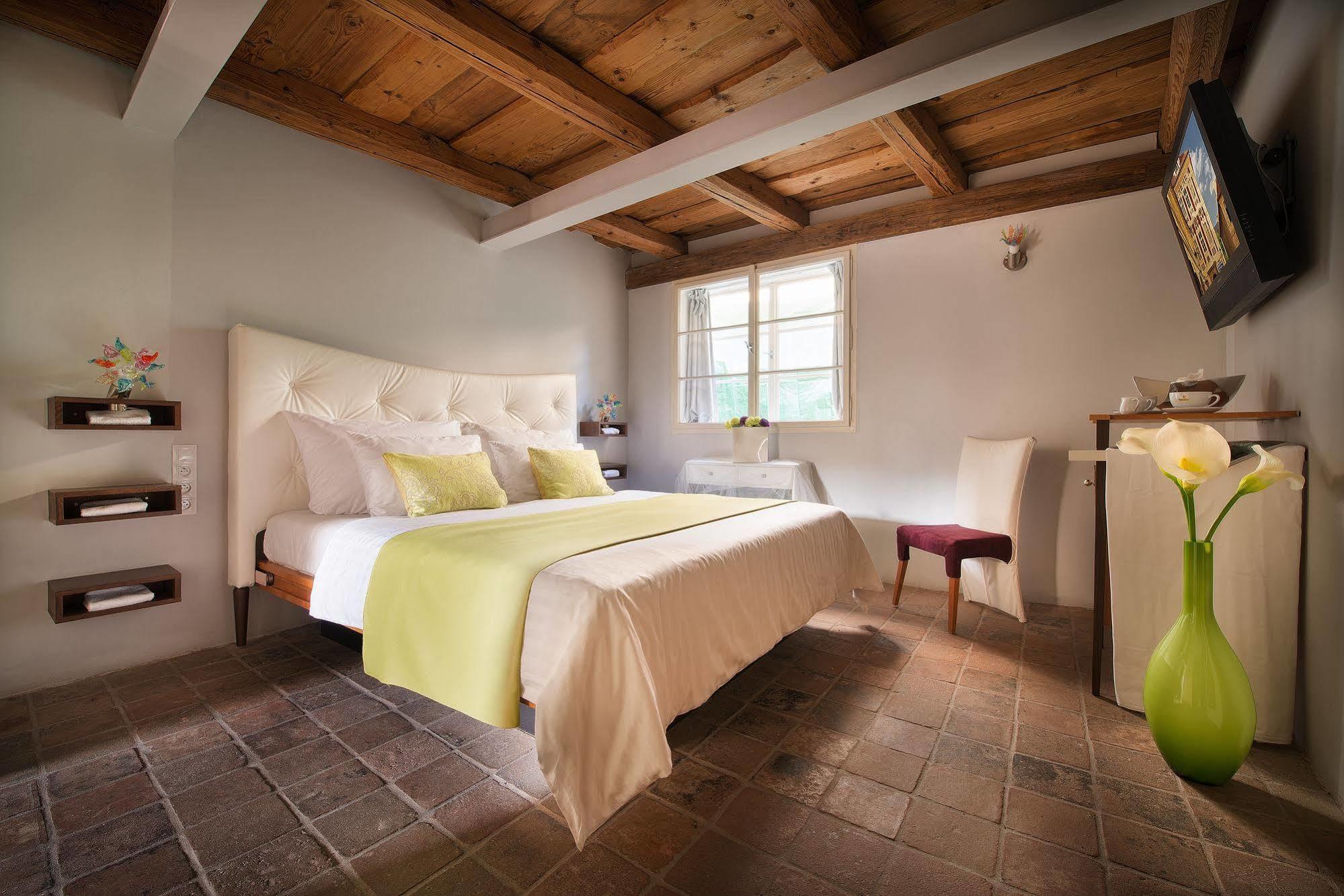Design Neruda 4* Praga